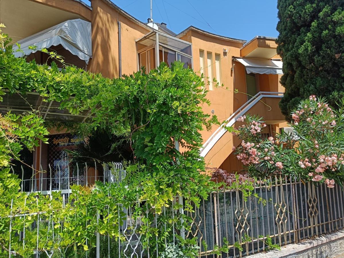 Casa Lucy Villa Bardolino Exterior photo