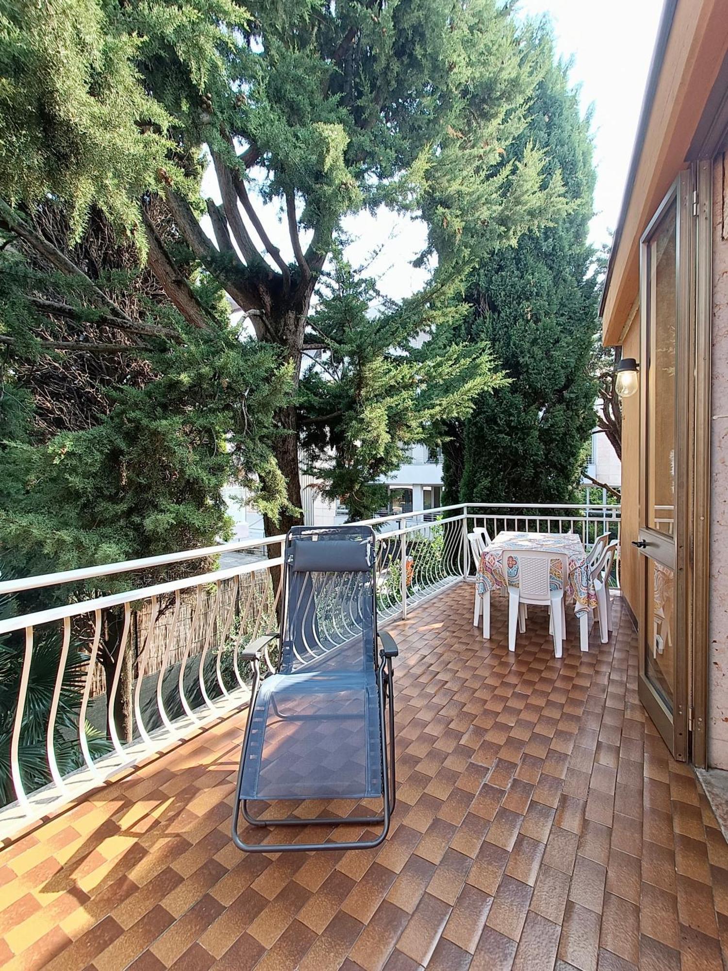 Casa Lucy Villa Bardolino Exterior photo